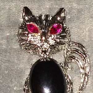 Silver Tone Rhinestone Cat Brooch